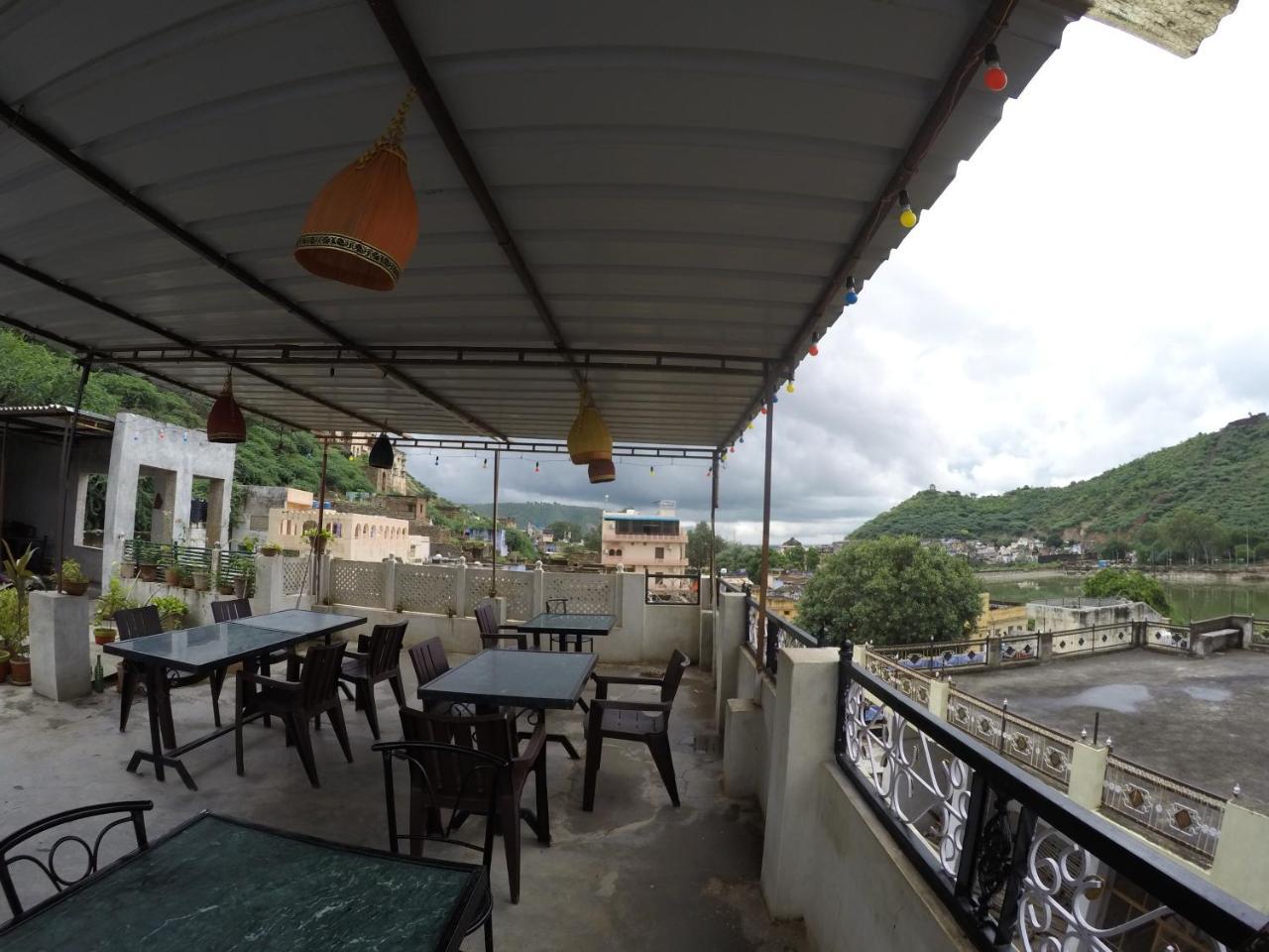 Shivam Tourist Guest House Búndi Kültér fotó